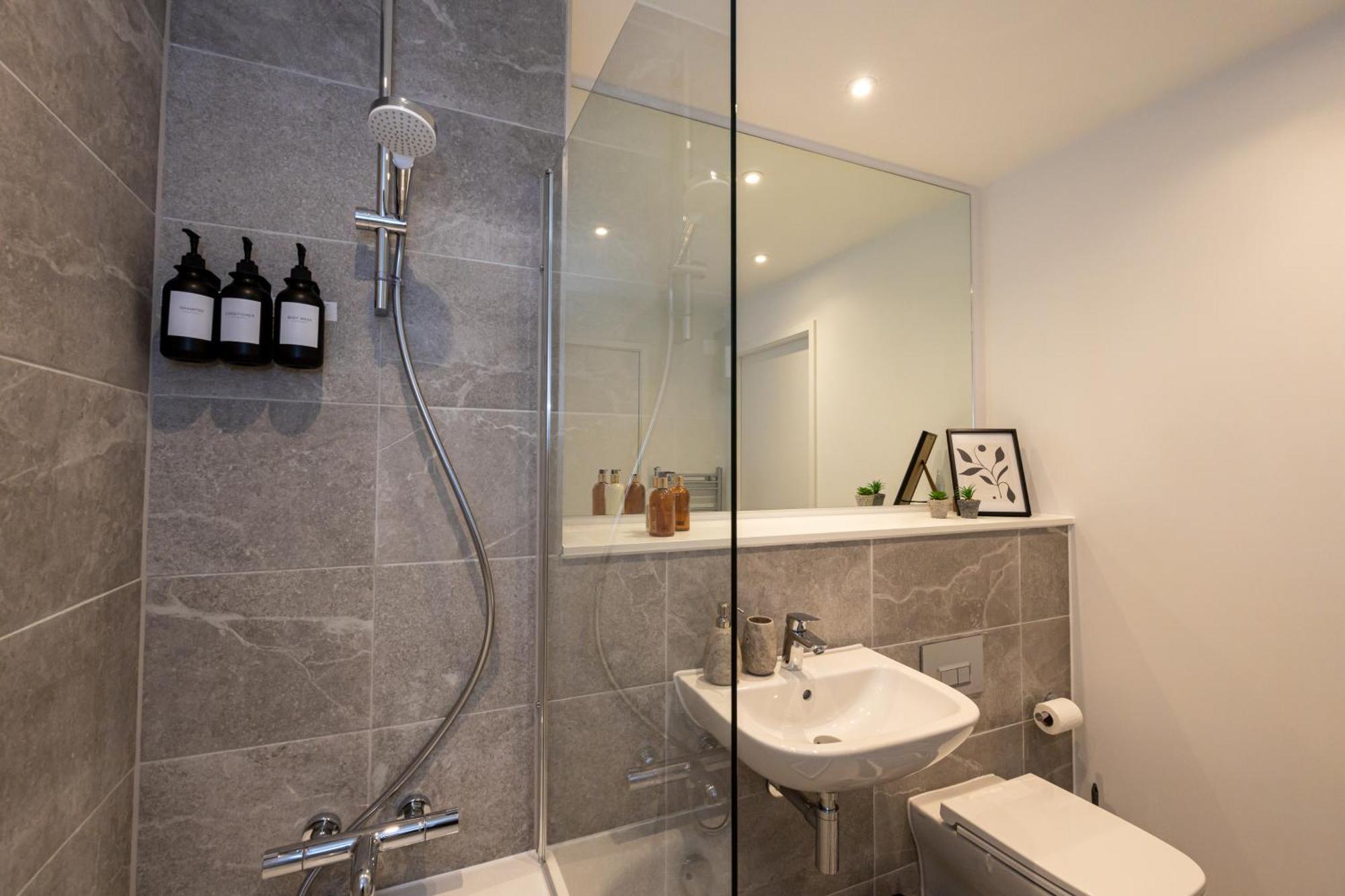 Appartement Pet Friendly 2Br Near Station By Asquare Letting à Manchester Extérieur photo